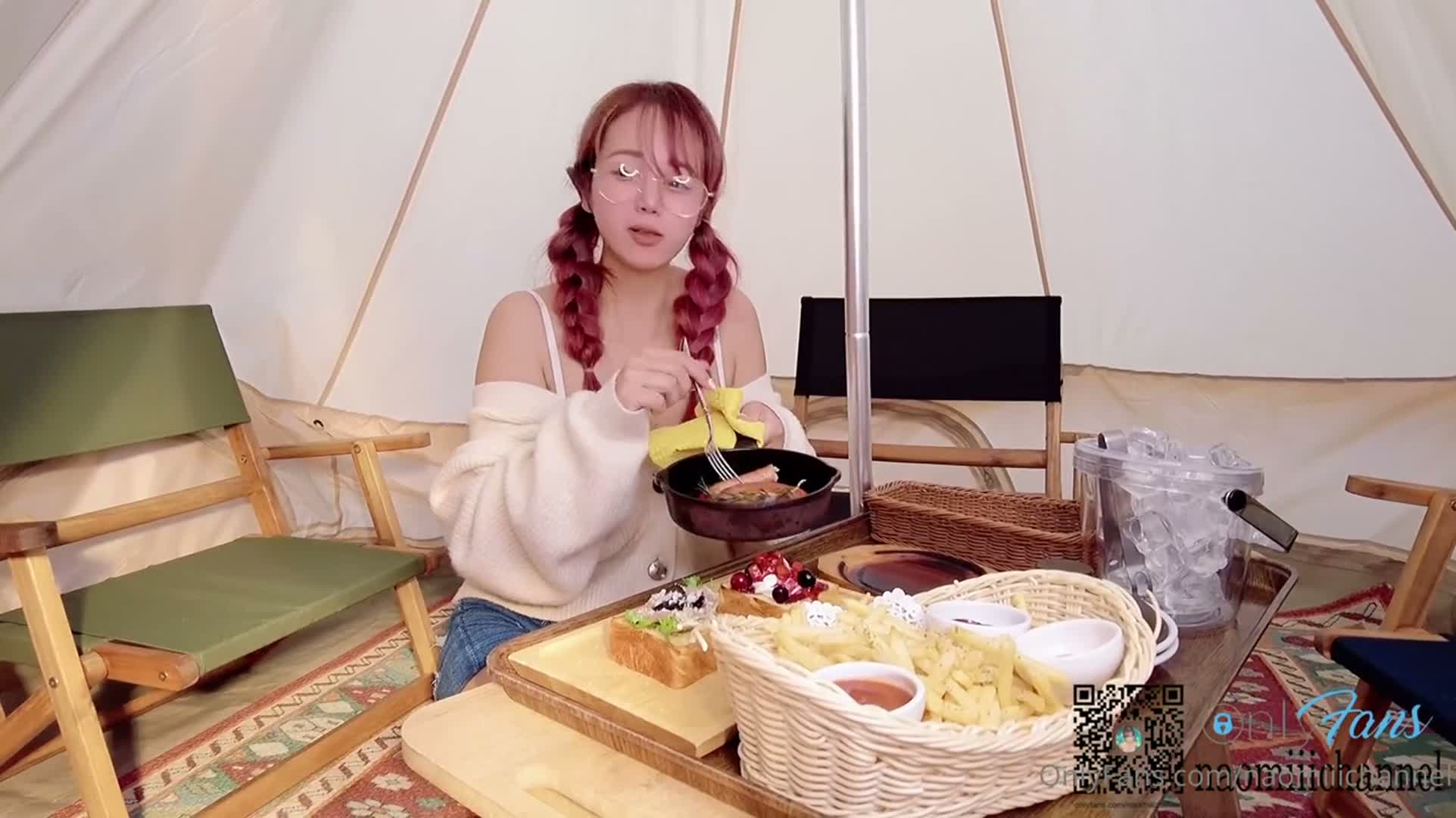 두근두근 존예 혼혈녀와의 캠핑 데이트